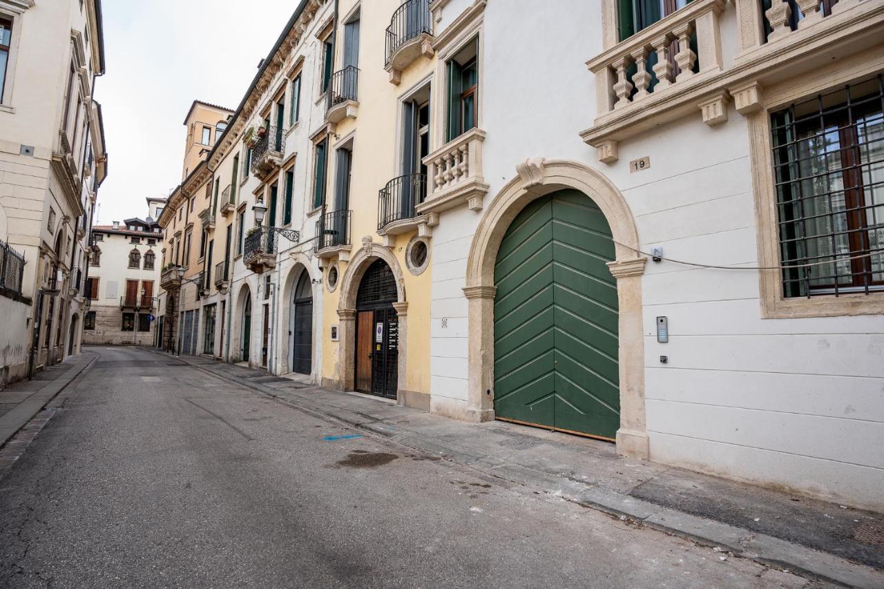 Vicenza Holiday Ss Apostoli Exterior photo